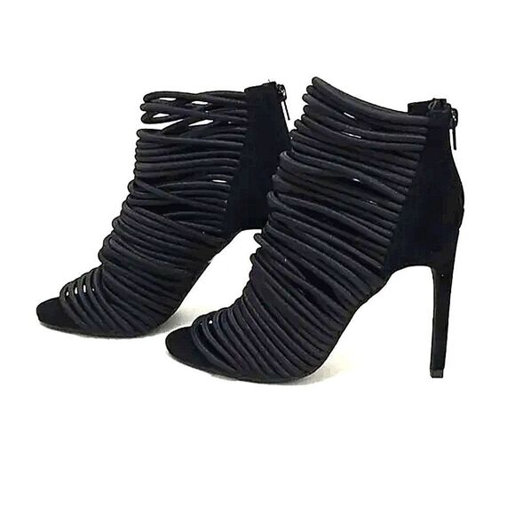Jeffery Campbell  - Picture 1 of 10